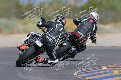 media/Sep-25-2023-Moto Forza (Mon) [[81ffa65e0a]]/B-C Group/Session 4 (Turn 2 Backside)/